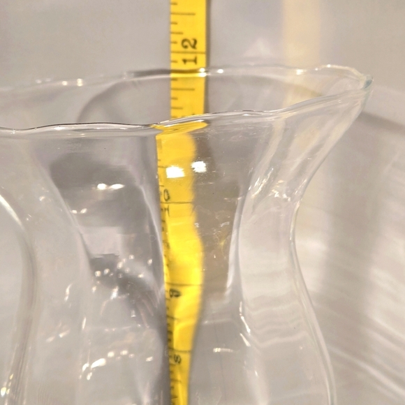Hurricane Vase Champagne Vase Decorative Glass Centerpiece 12" Tall 4" Wide - Picture 10 of 10